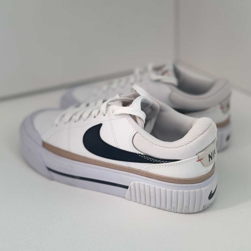 Nike Court Legacy Lift Women's Shoe